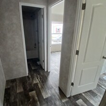 103 Pelican Dr in La Fontaine, IN - Building Photo - Building Photo