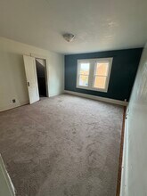 7005 13th Ave, Unit 7005 upper in Kenosha, WI - Foto de edificio - Building Photo