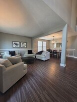 2922 N 169th Ave in Omaha, NE - Building Photo