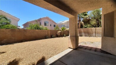 8885 Waltzing Waters Ct in Las Vegas, NV - Building Photo - Building Photo