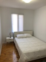 4399 Saint Laurent Boul in Montréal, QC - Building Photo