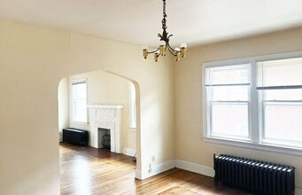 Terrace 319 in Cincinnati, OH - Foto de edificio - Primary Photo