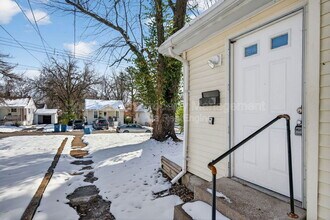 5459 Hamilton Ave in Jennings, MO - Building Photo - Building Photo