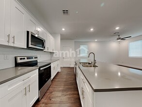 642 N Water St in Henderson, NV - Building Photo - Building Photo