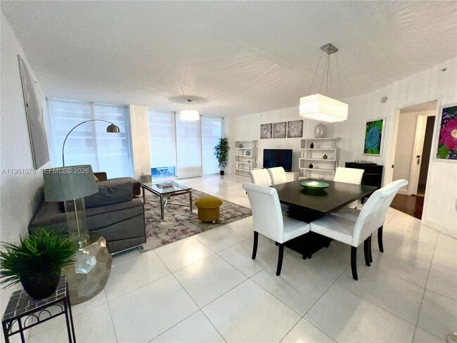 9559 Collins Ave in Surfside, FL - Building Photo - Building Photo