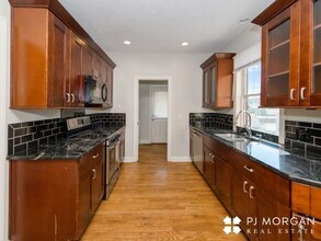 3601 Davenport St in Omaha, NE - Building Photo - Building Photo