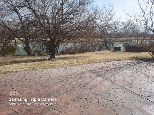 10214 Paganica Pl in Hutchinson, KS - Foto de edificio - Building Photo
