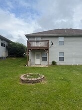 1721 S 10th Ave in Ozark, MO - Building Photo - Building Photo