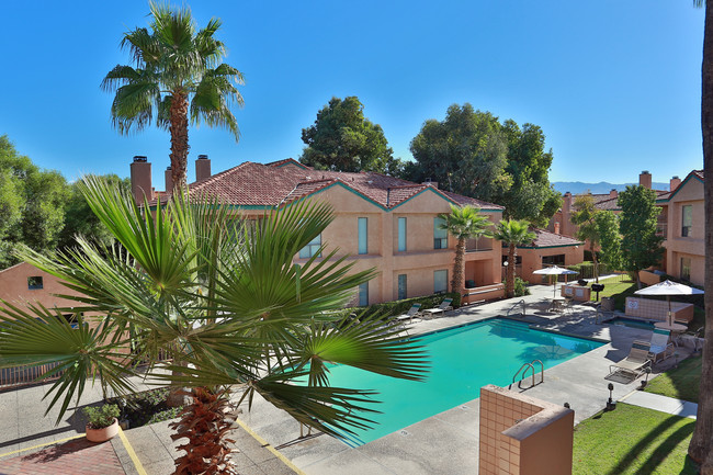 Emerald Pointe Apartments "Tucson's Best K...