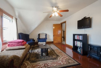 2451 Maplewood Ave, Unit 3T in Cincinnati, OH - Building Photo - Building Photo