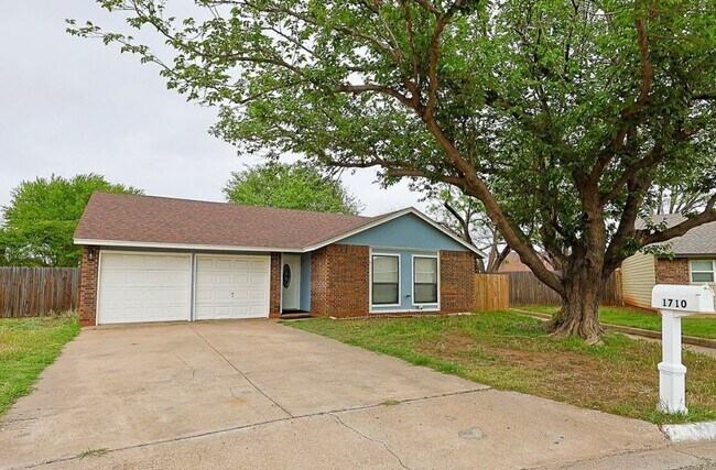 property at 1710 Bob White Ct