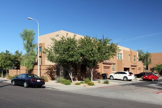 1890 E Don Carlos Ave in Tempe, AZ - Building Photo - Building Photo