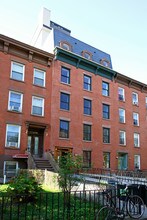116 3rd Pl in Brooklyn, NY - Foto de edificio - Building Photo