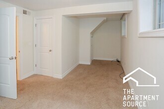 3808 N Sheffield Ave, Unit 1W in Chicago, IL - Foto de edificio - Building Photo