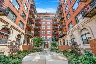 1439 S Michigan Ave in Chicago, IL - Building Photo