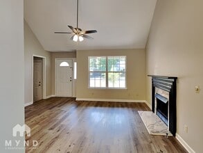 300 Cypress Glen Dr in Mount Juliet, TN - Building Photo - Building Photo