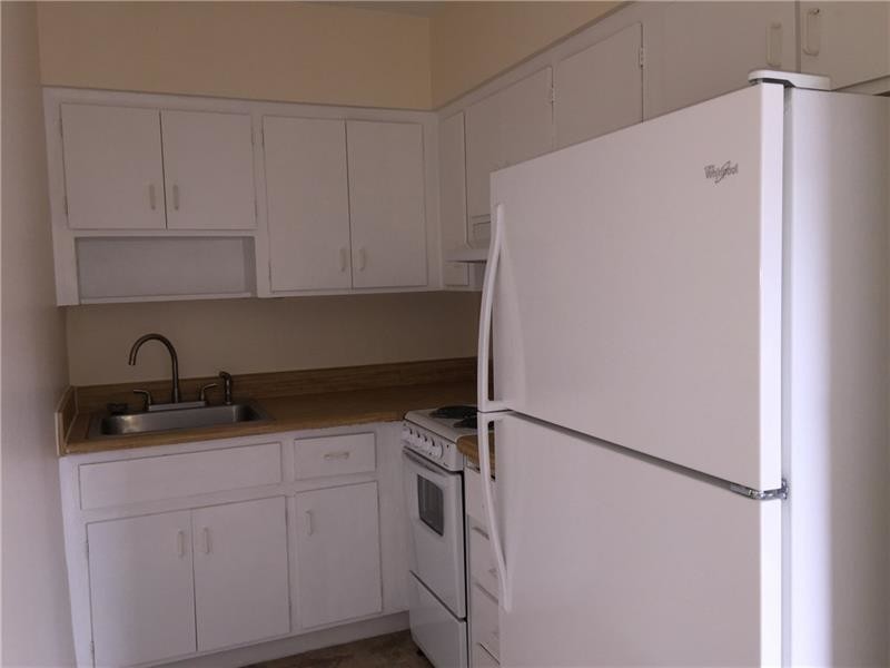 1814 E Oakland Park Blvd in Oakland Park, FL - Building Photo