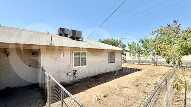 404 E Quail Ave in Apache Junction, AZ - Building Photo - Building Photo