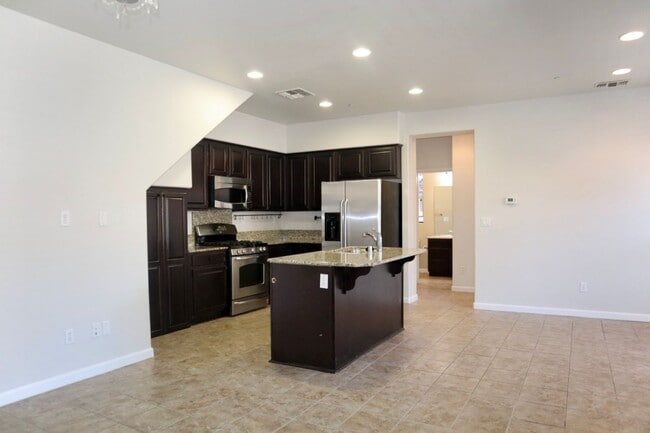 34109 Spezia Terrace in Fremont, CA - Building Photo - Building Photo