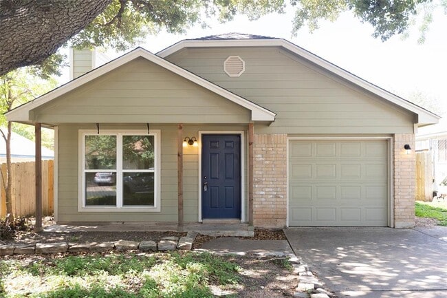 909 Kavanagh Dr