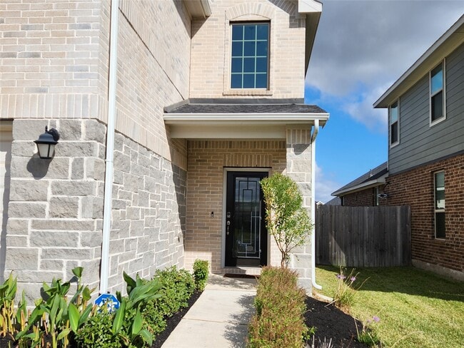 property at 31322 Whitfield Ct