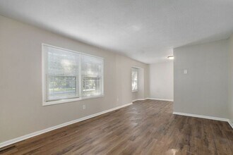 972 N Boston Ln in Republic, MO - Building Photo - Building Photo