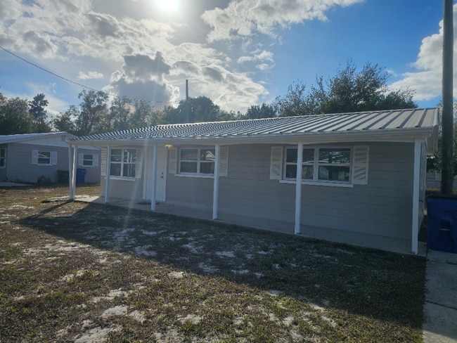 114 Marrero Ave in Sebring, FL - Building Photo - Building Photo