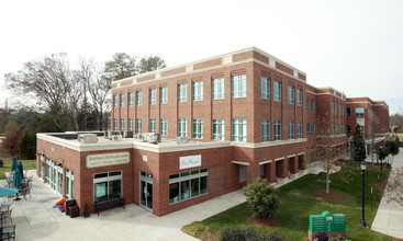 Bldg 500 2-9 in Chapel Hill, NC - Building Photo - Building Photo