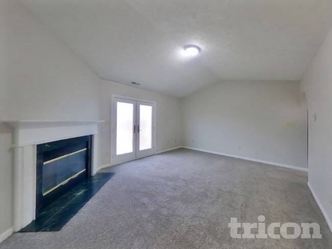 6354 Coconut Ct in Indianapolis, IN - Building Photo - Building Photo