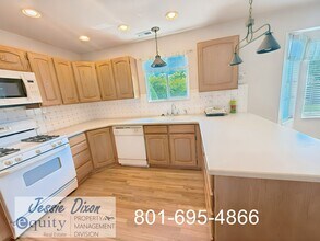 1948 E Cedar Loop Dr in South Weber, UT - Building Photo - Building Photo