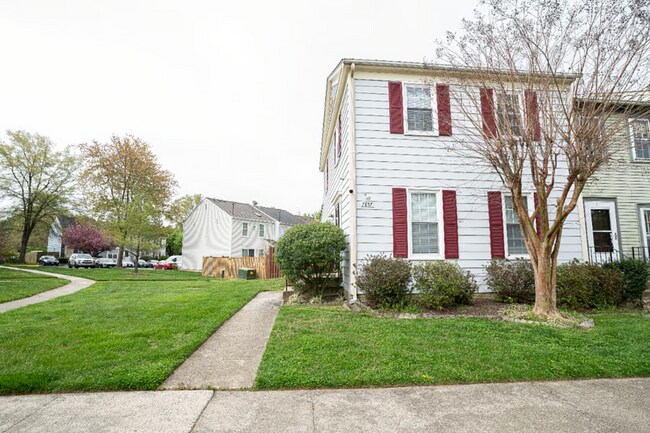 7857 Parthian Ct in Springfield, VA - Building Photo - Building Photo