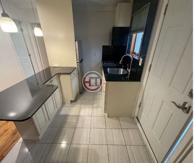property at 1471 Shore Dr