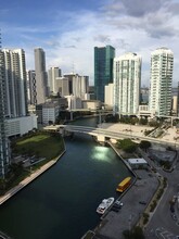 690 SW 1st Ct, Unit 2508 in Miami, FL - Foto de edificio - Building Photo