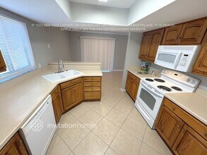 5657 25th St Cir E in Bradenton, FL - Foto de edificio - Building Photo