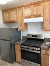 29 W Bort St, Unit 5 in Long Beach, CA - Foto de edificio - Building Photo