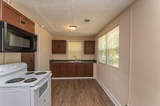 2202 Roosevelt Dr in Augusta, GA - Building Photo - Building Photo