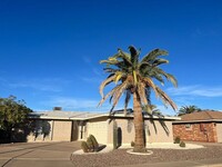 1050 S Roanoke in Mesa, AZ - Building Photo - Building Photo