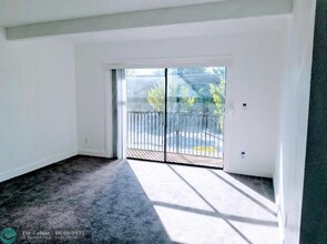 1201 S Flagler Ave in Pompano Beach, FL - Foto de edificio - Building Photo