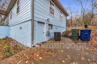 304 Glenwood Cir in Chattanooga, TN - Building Photo - Building Photo