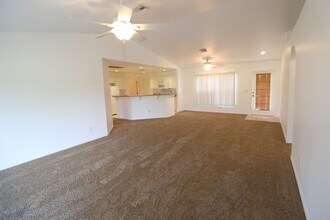 1414 NE 33rd Terrace in Cape Coral, FL - Building Photo - Building Photo