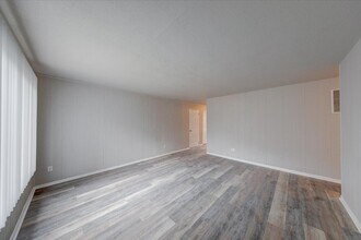 7614 E 34th St in Indianapolis, IN - Building Photo - Building Photo