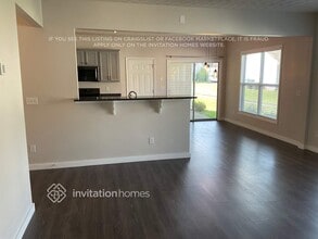 208 Quince Rd in Canton, GA - Foto de edificio - Building Photo