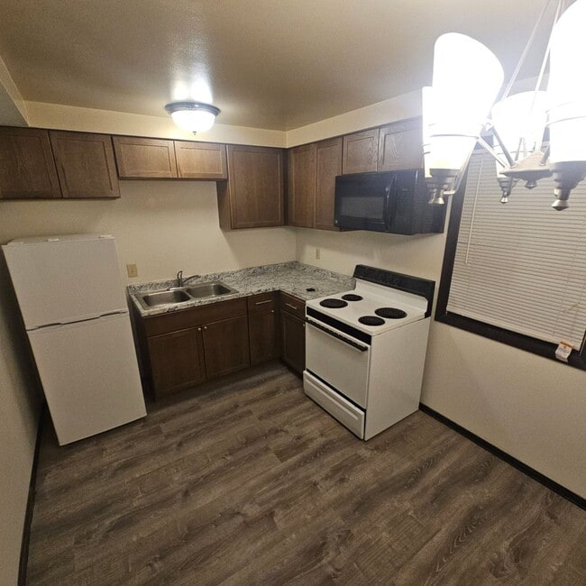 2624 Lavender Ln in Howard, WI - Building Photo - Building Photo