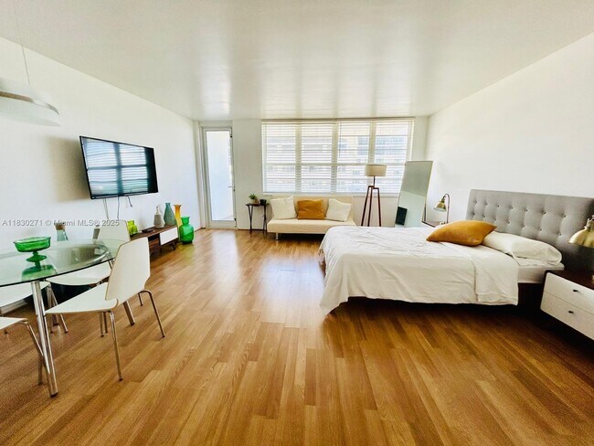 property at 100 Lincoln Rd