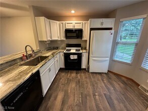6913 Tippecanoe Rd in Canfield, OH - Building Photo - Building Photo