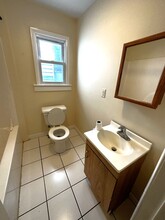 72 Hyde St in Burlington, VT - Building Photo - Building Photo
