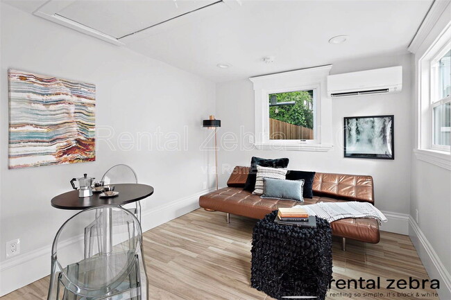 property at 1823 Delaware St