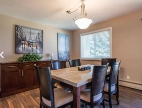 5125-5125 Riverbend Rd NW in Edmonton, AB - Building Photo - Building Photo