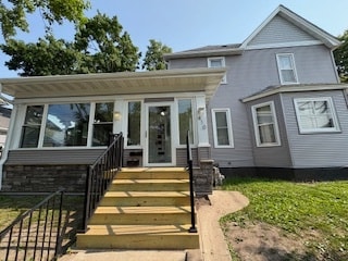410 W 4th St