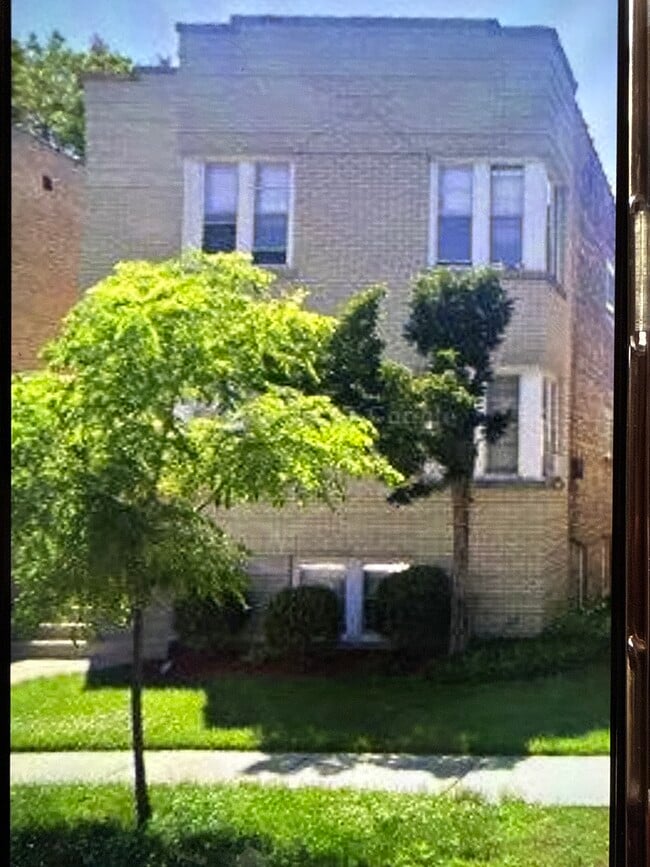 1824 Oak Park Ave, Unit First Floor